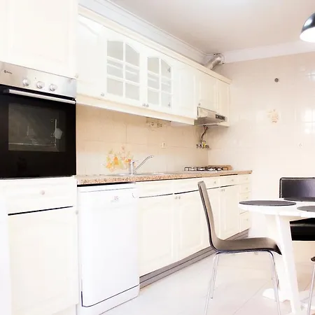 Stylish And Spacious @ Center 公寓